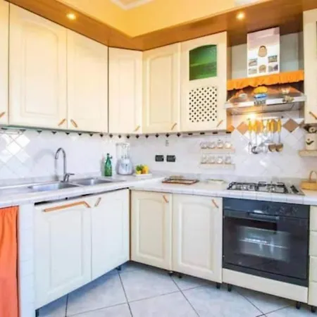 Appartamento Napoleon In Principe Umberto Square *