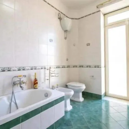 Napoleon In Principe Umberto Square * Napoli